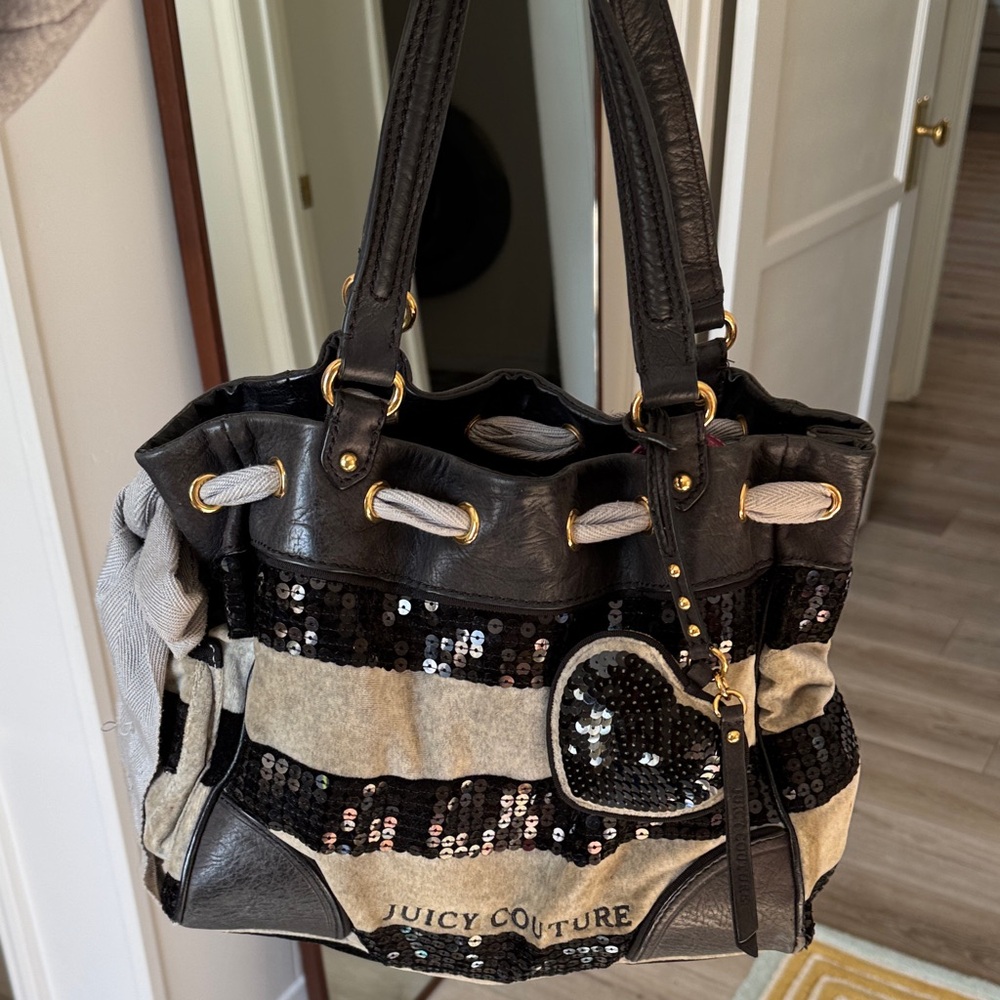 Juicy Couture Black and Cream Sequin Stripe Daydreamer Bag Vintage Y2K